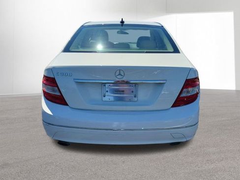 Used 2009 Mercedes-Benz C 300 Sedan image 15
