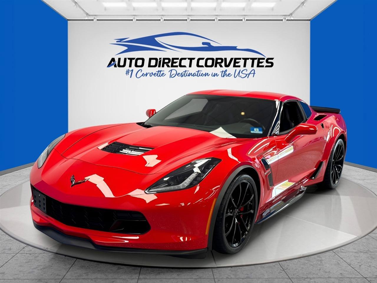 Used 2019 Chevrolet Corvette Grand Sport w/ Carbon Flash Badge Package RWD image 11