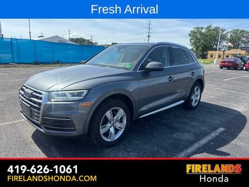Used 2018 Audi Q5 2.0T Premium Plus w/ Premium Plus Package AWD/4WD image 2