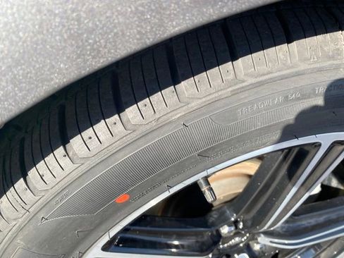 Used 2024 Ford Mustang Premium image 20