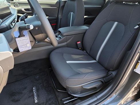 New 2026 Hyundai Sonata SE FWD image 13