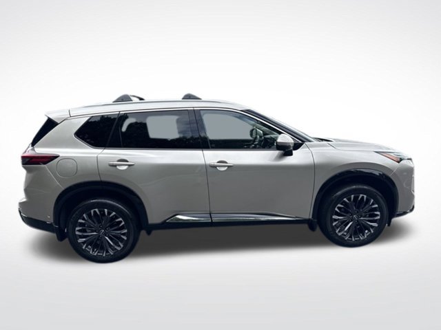 Used 2025 Nissan Rogue Platinum w/ Platinum Premium Package AWD/4WD image 10