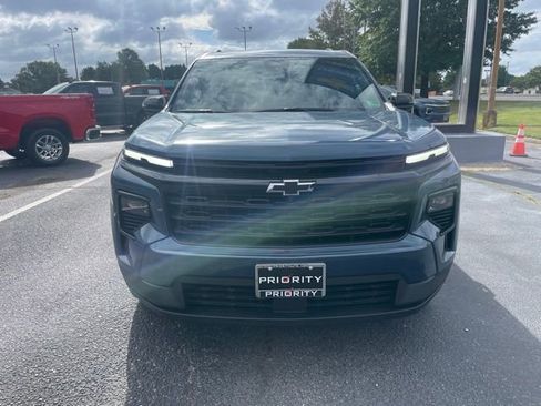 New 2026 Chevrolet Traverse LT w/ Midnight/Sport Edition image 8