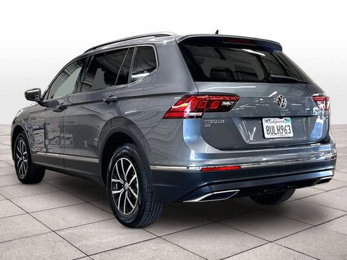 Used 2021 Volkswagen Tiguan SE w/ Panoramic Sunroof Package AWD/4WD image 7