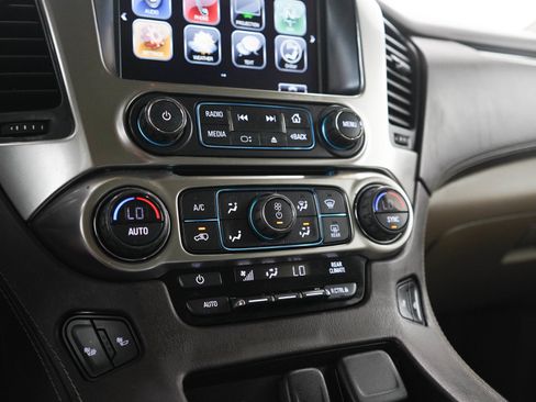 Used 2017 Chevrolet Tahoe LT w/ LT Signature Package AWD/4WD image 23