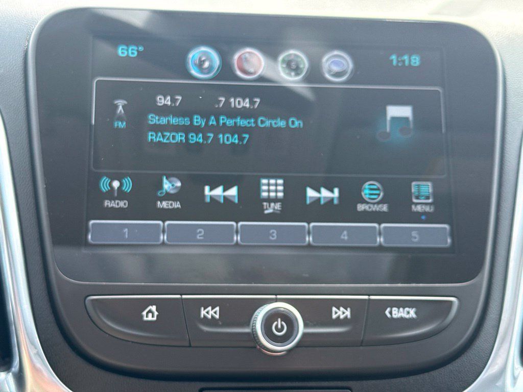 Certified 2018 Chevrolet Equinox LT FWD image 9