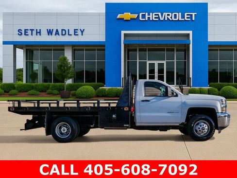 Used 2018 Chevrolet Silverado 3500 W/T RWD image 8