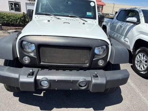 Used 2015 Jeep Wrangler Unlimited Sport w/ Quick Order Package 24S AWD/4WD image 15