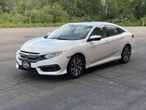 Used 2016 Honda Civic EX image 3