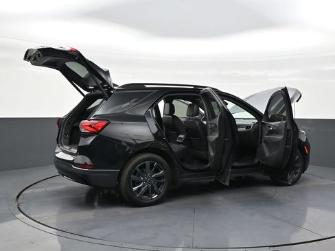 Used 2023 Chevrolet Equinox RS image 28