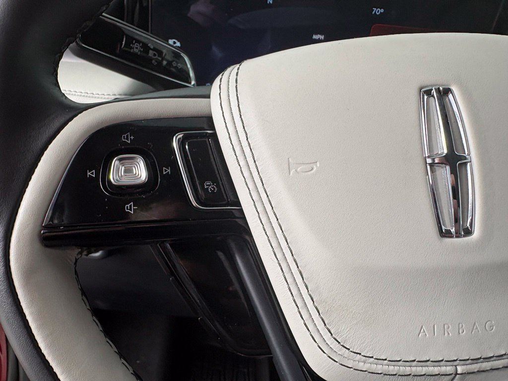 Used 2026 Lincoln Aviator AWD w/ Jet Appearance Package image 26