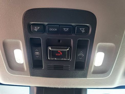 Used 2021 Toyota Camry XSE FWD image 20