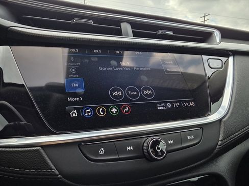 Used 2021 Buick Encore GX Select image 16