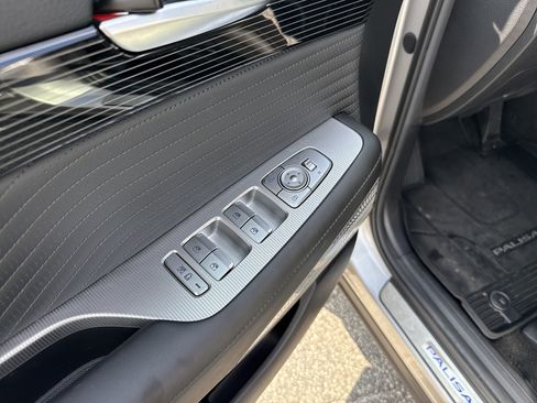 Used 2025 Hyundai Palisade Calligraphy AWD/4WD image 15