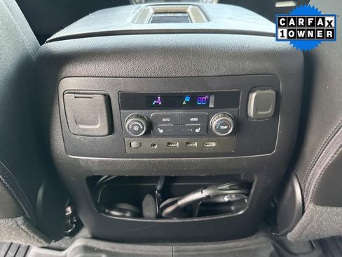 Used 2020 GMC Yukon Denali w/ Open Road Package image 19
