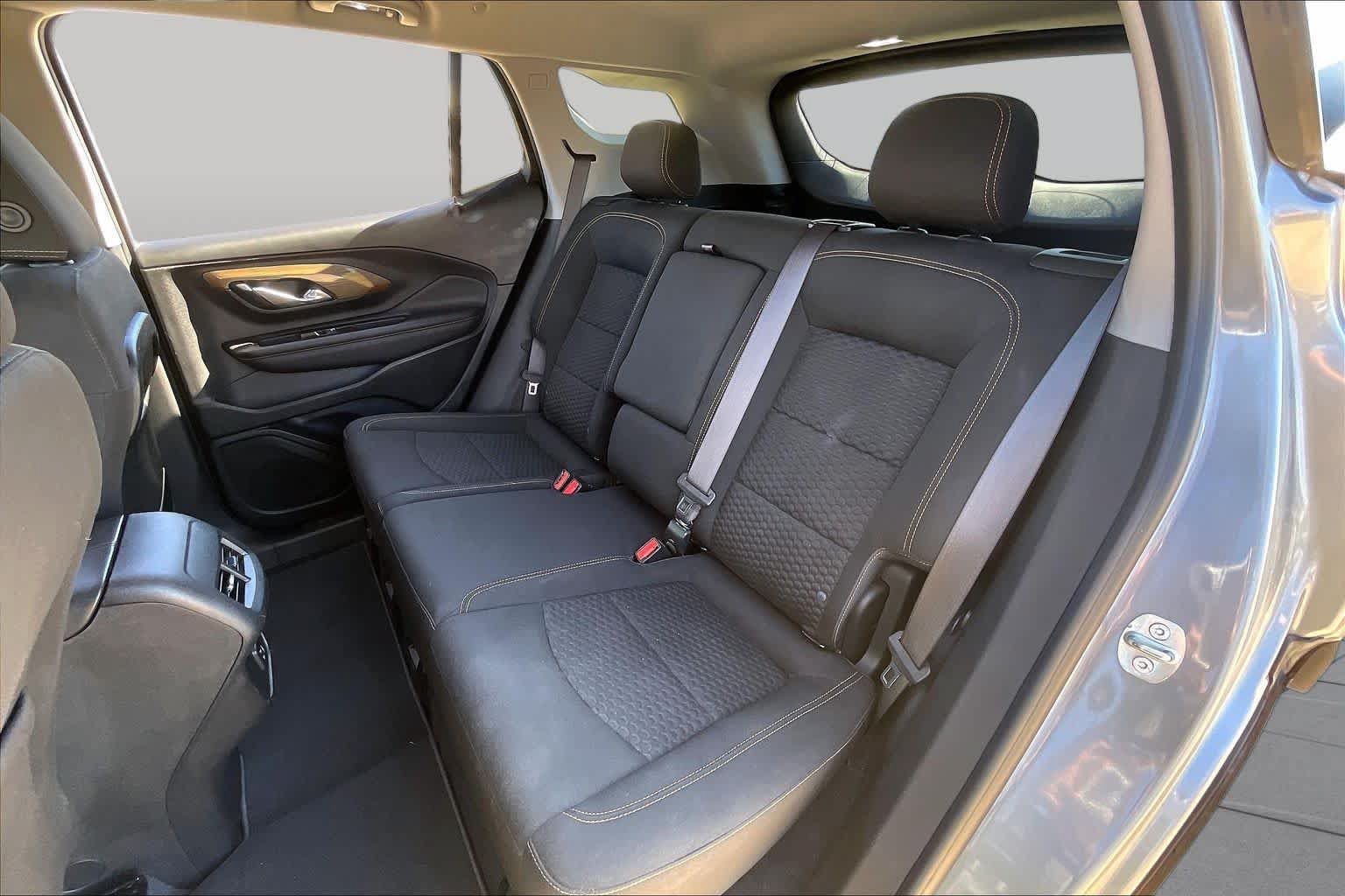 Used 2021 GMC Terrain SLE w/ Elevation Edition FWD image 19