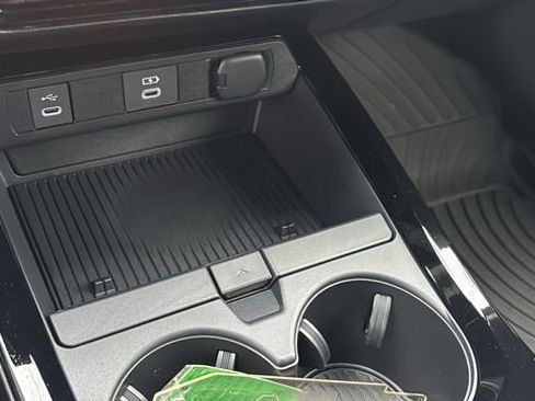 New 2026 Toyota Prius XLE image 19