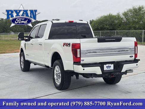 Used 2022 Ford F250 Platinum AWD/4WD image 3