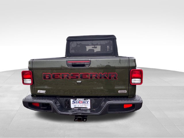 Used 2022 Jeep Gladiator Overland w/ Trailer Tow Package AWD/4WD image 6