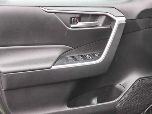 Used 2024 Toyota RAV4 AWD Hybrid image 19