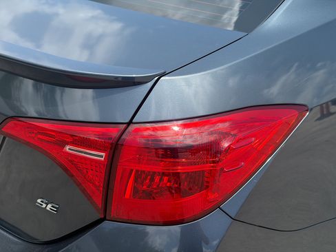 Used 2019 Toyota Corolla SE FWD image 26