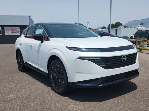 New 2025 Nissan Murano Platinum image 4