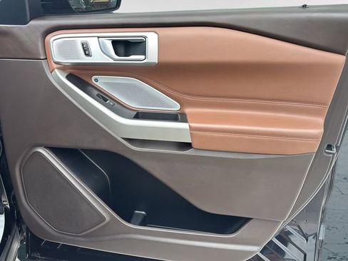 Used 2023 Ford Explorer King Ranch w/ Technology Package AWD/4WD image 10