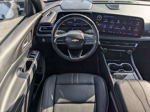 Used 2026 Chevrolet Traverse High Country w/ LPO, Floor Liner Package FWD image 16