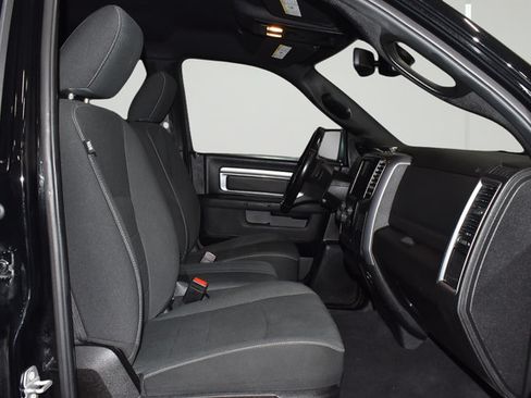 Used 2022 RAM 1500 Warlock AWD/4WD image 11