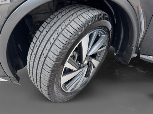 Used 2018 Nissan Murano Platinum w/ Cargo Package image 10