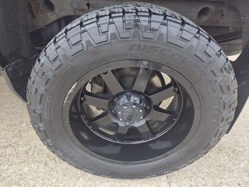 Used 2017 Chevrolet Silverado 1500 LT w/ All Star Edition image 43