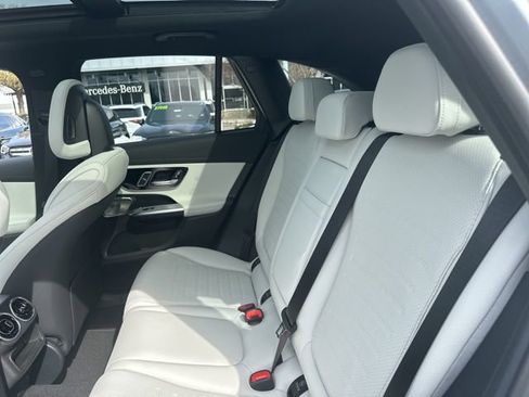 New 2026 Mercedes-Benz GLC 300 4MATIC image 18