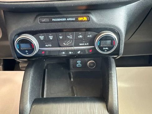 Used 2021 Ford Escape SEL w/ Technology Package AWD/4WD image 20