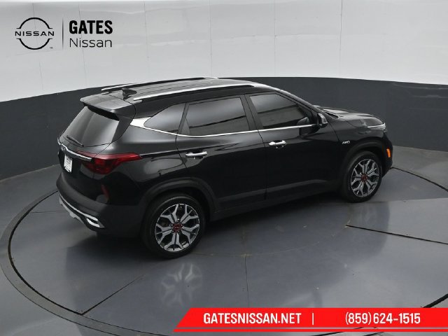 Used 2023 Kia Seltos SX AWD/4WD image 45