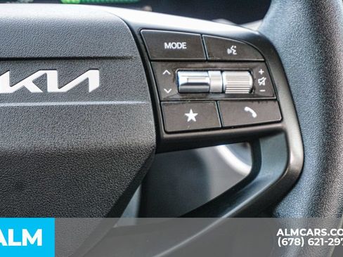 Used 2025 Kia K4 FWD image 30