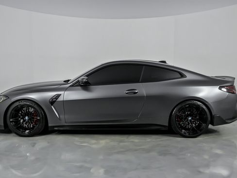 Used 2021 BMW M4 Coupe image 7