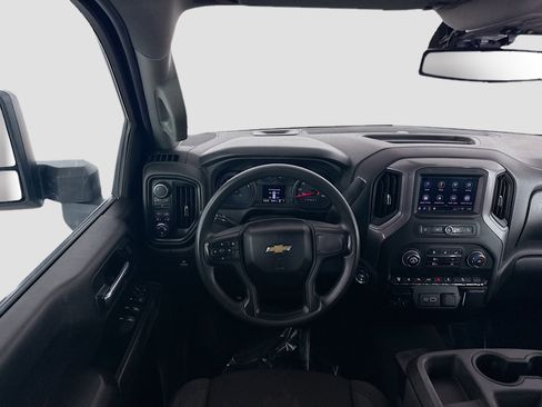 Used 2024 Chevrolet Silverado 2500 Custom w/ Custom Value Package AWD/4WD image 16