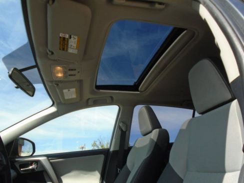 Used 2014 Toyota RAV4 XLE AWD/4WD image 12