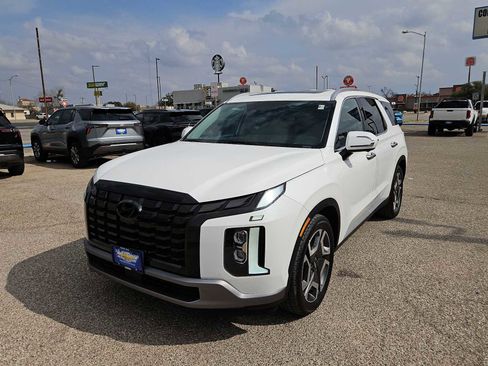 Used 2024 Hyundai Palisade Limited image 4