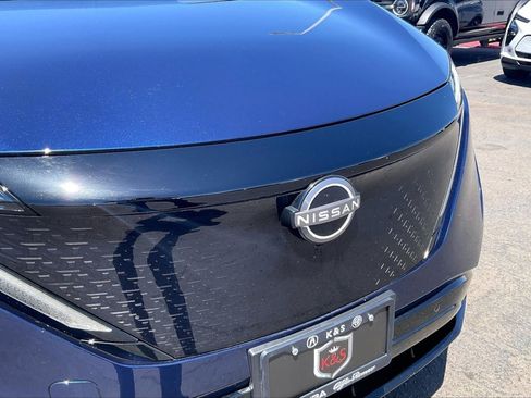 Used 2023 Nissan Ariya FWD image 5