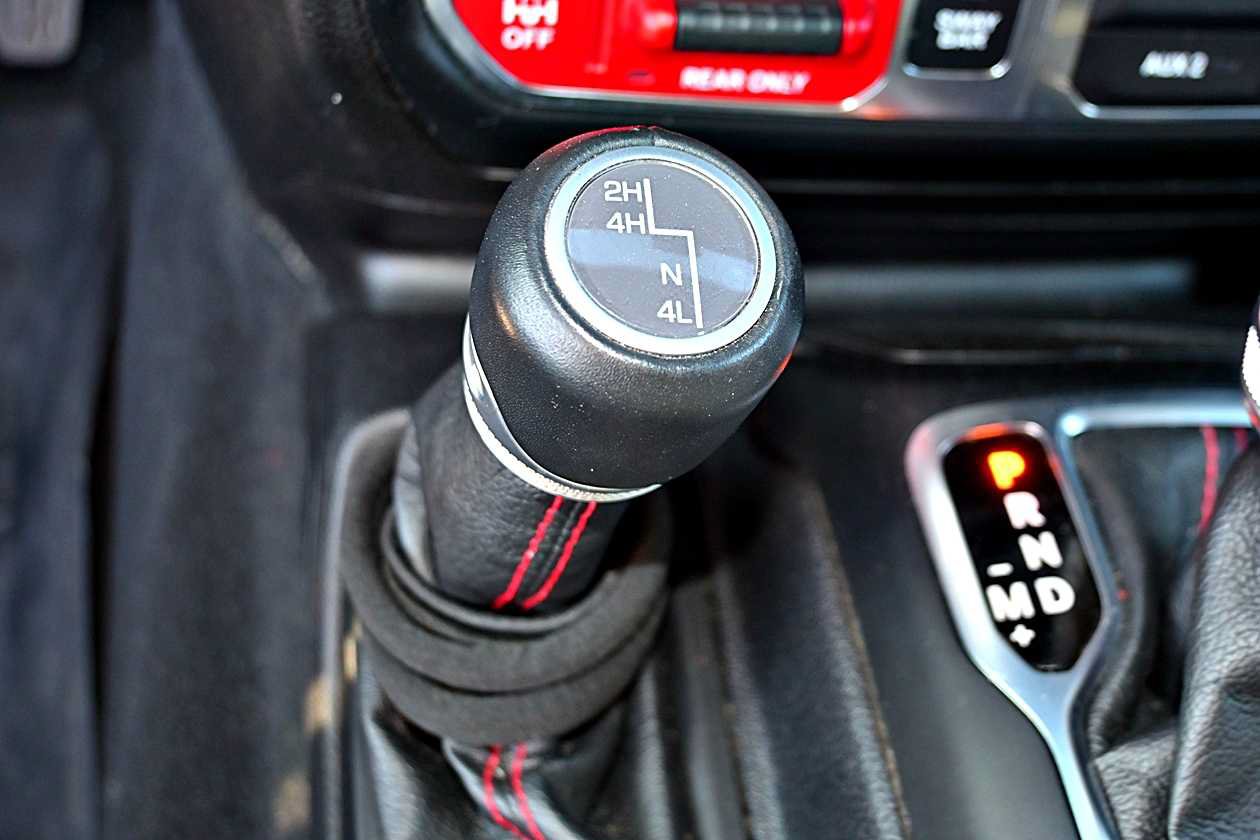 Used 2020 Jeep Wrangler Unlimited Rubicon AWD/4WD image 27