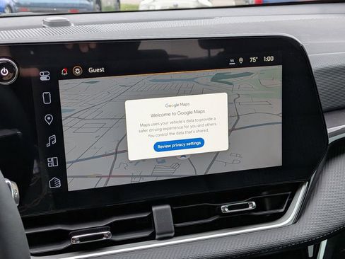 New 2026 Chevrolet Equinox LT w/ Safety and Technology Package FWD image 23