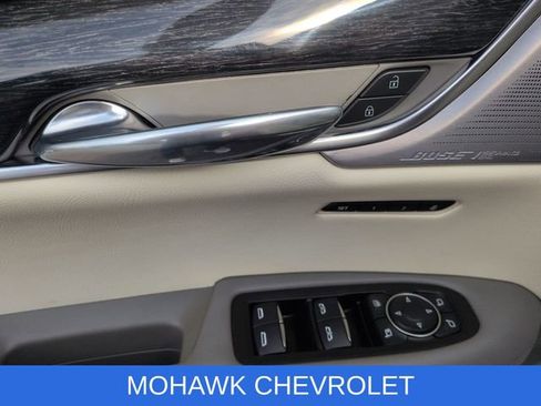 Certified 2023 Cadillac XT6 Premium Luxury AWD/4WD image 25