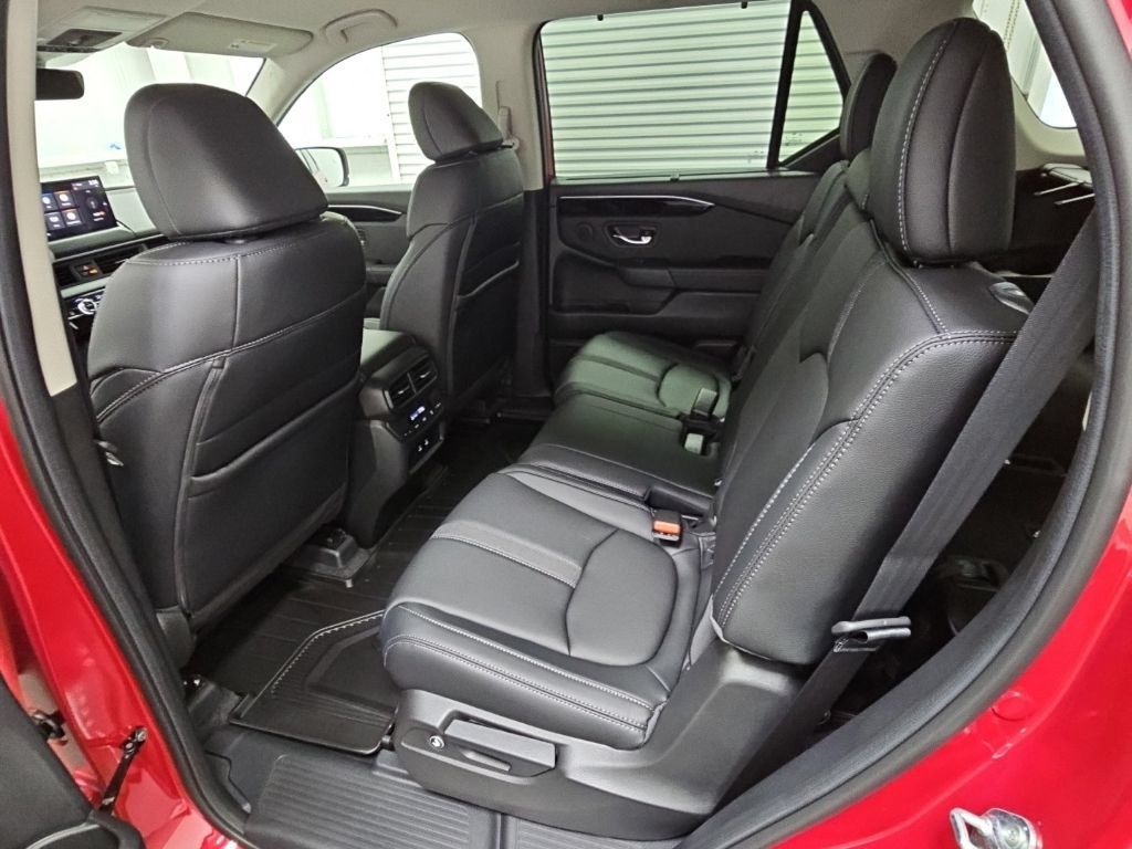 New 2026 Honda Pilot EX-L image 30