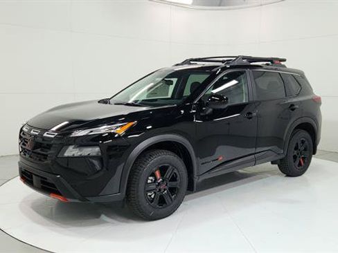Certified 2025 Nissan Rogue SV AWD/4WD image 3