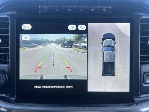 Used 2024 Ford F150 Lariat w/ FX4 Off-Road Package image 6