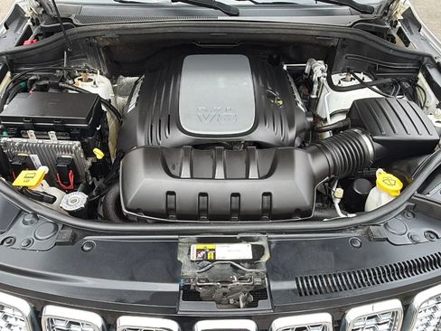 Used 2017 Jeep Grand Cherokee Overland w/ Jeep Active Safety Group AWD/4WD image 23