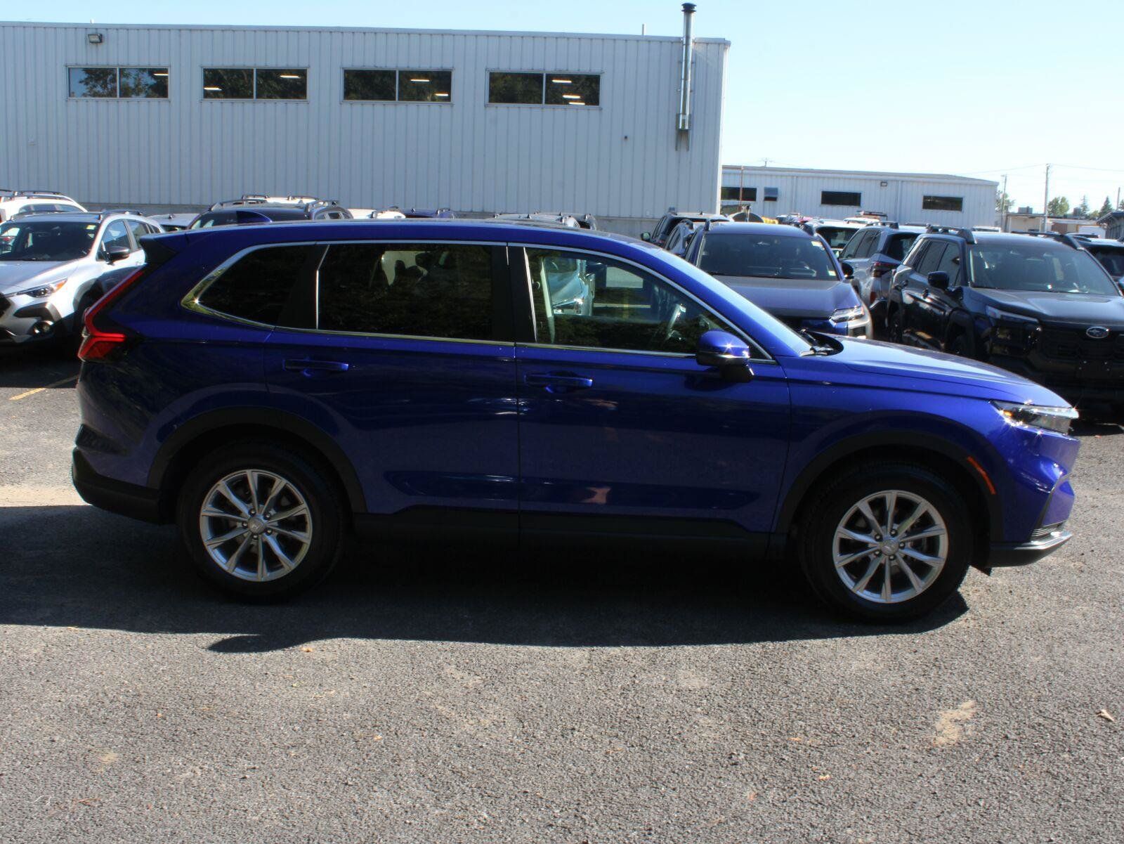 Used 2024 Honda CR-V EX image 4