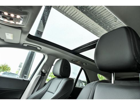 Certified 2026 Mercedes-Benz GLE 450 4MATIC image 13