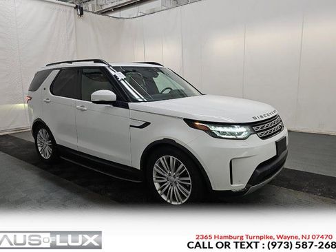 Used 2017 Land Rover Discovery HSE image 1
